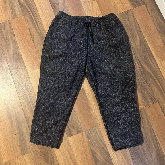 Grey lightweight jogging pants - Picture 1 of 2